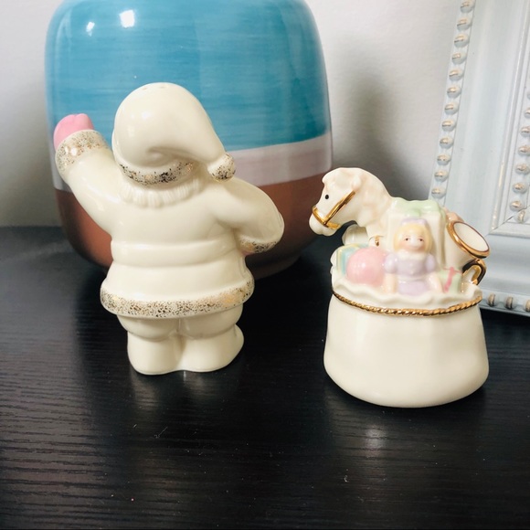 Lenox Vintage 24K Gold Christmas Set - Picture 2 of 4